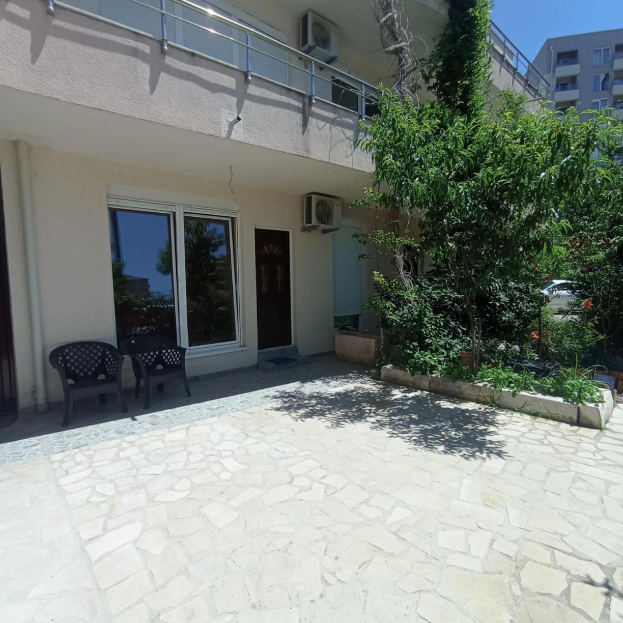 Apartment студия рядом с тц мега малл, микс маркт, техномакс *